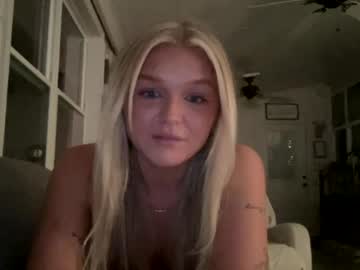 elliemaee
