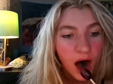 golfgirlcarly