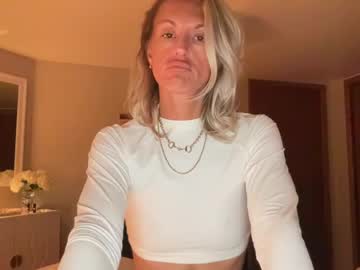 hotmommy cums